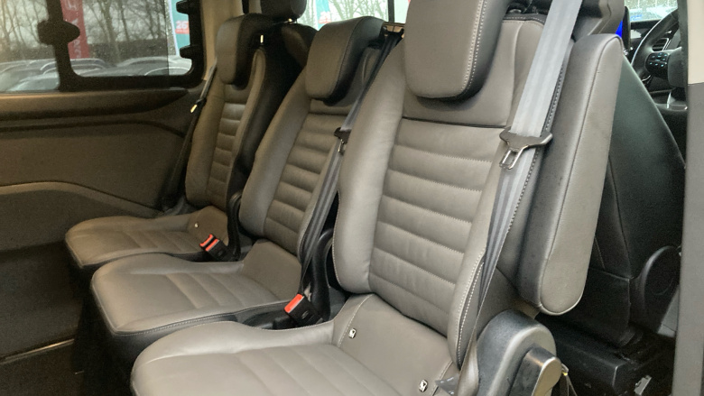 Ford Tourneo Custom Transit Custom Tourneo L2 Diesel Fwd 2.0 EcoBlue 130ps L/R 8 Seater Titanium Auto